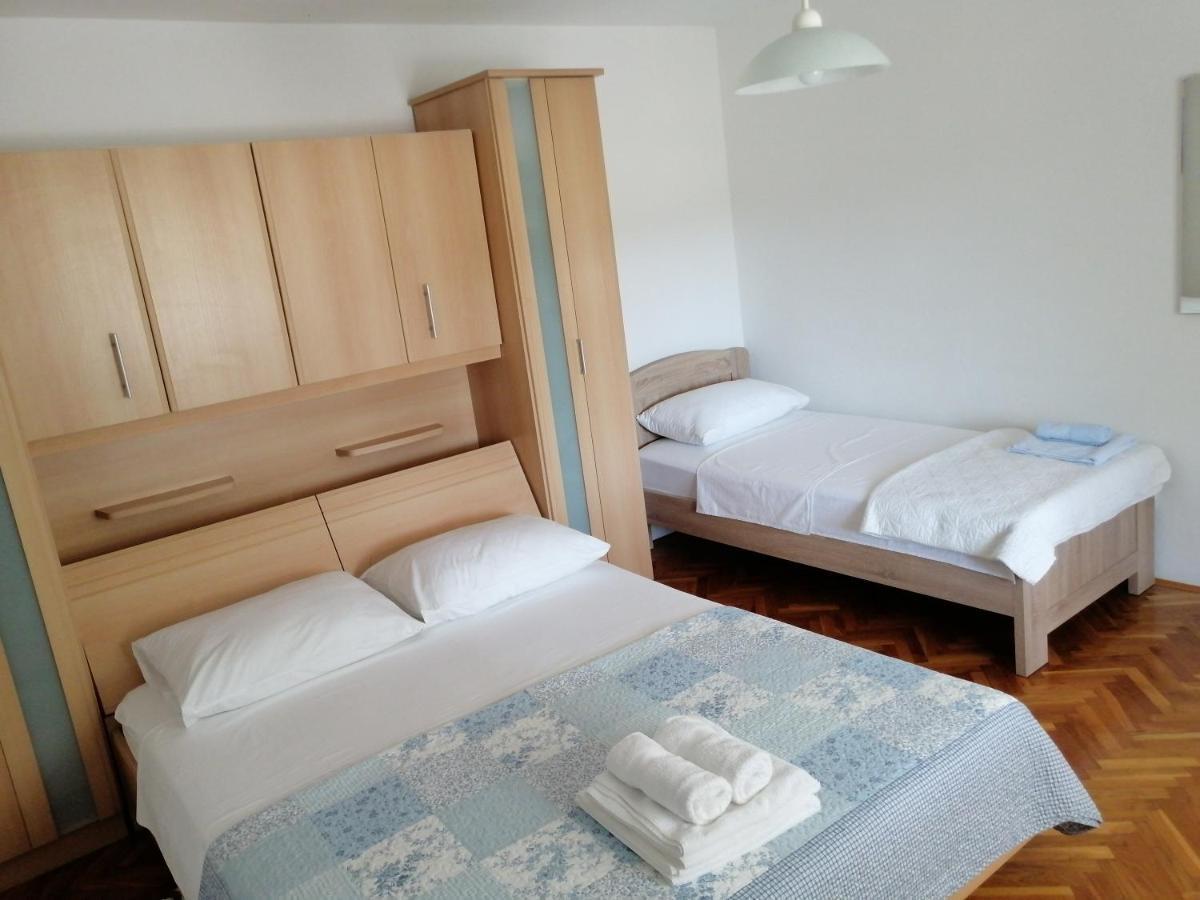 Holiday House Tunjarice Обровац Экстерьер фото