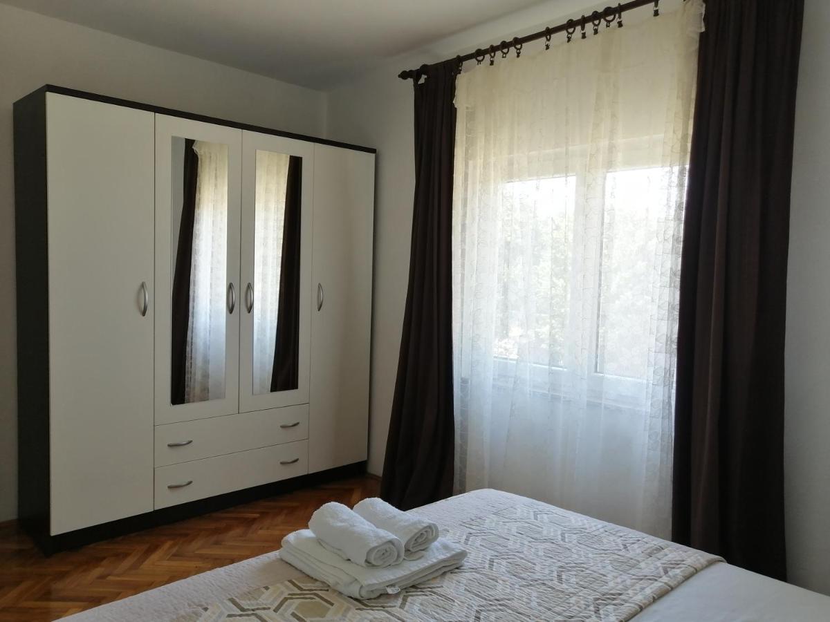 Holiday House Tunjarice Обровац Экстерьер фото